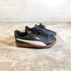 Mens PUMA Club 5v5 Black, White Gold Sz. 10.5